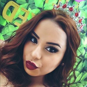 Meet your Posher, Jasmine